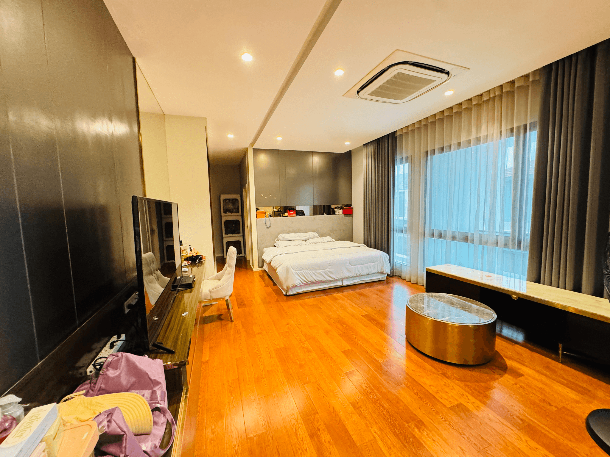 บ้านเดี่ยวหรู 4 นอน 4 น้ำ พร้อมห้องแม่บ้าน จอดรถ 4 คัน ที่ดินกว้าง 98 ตร.วา ราคา 23 ล้านบาท view 9