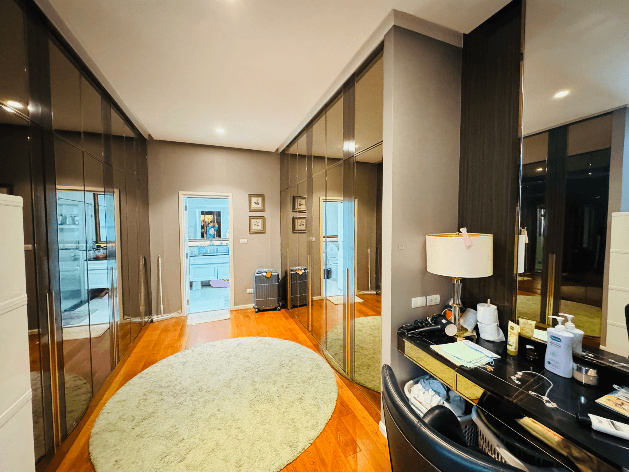 บ้านเดี่ยวหรู 4 นอน 4 น้ำ พร้อมห้องแม่บ้าน จอดรถ 4 คัน ที่ดินกว้าง 98 ตร.วา ราคา 23 ล้านบาท view 11