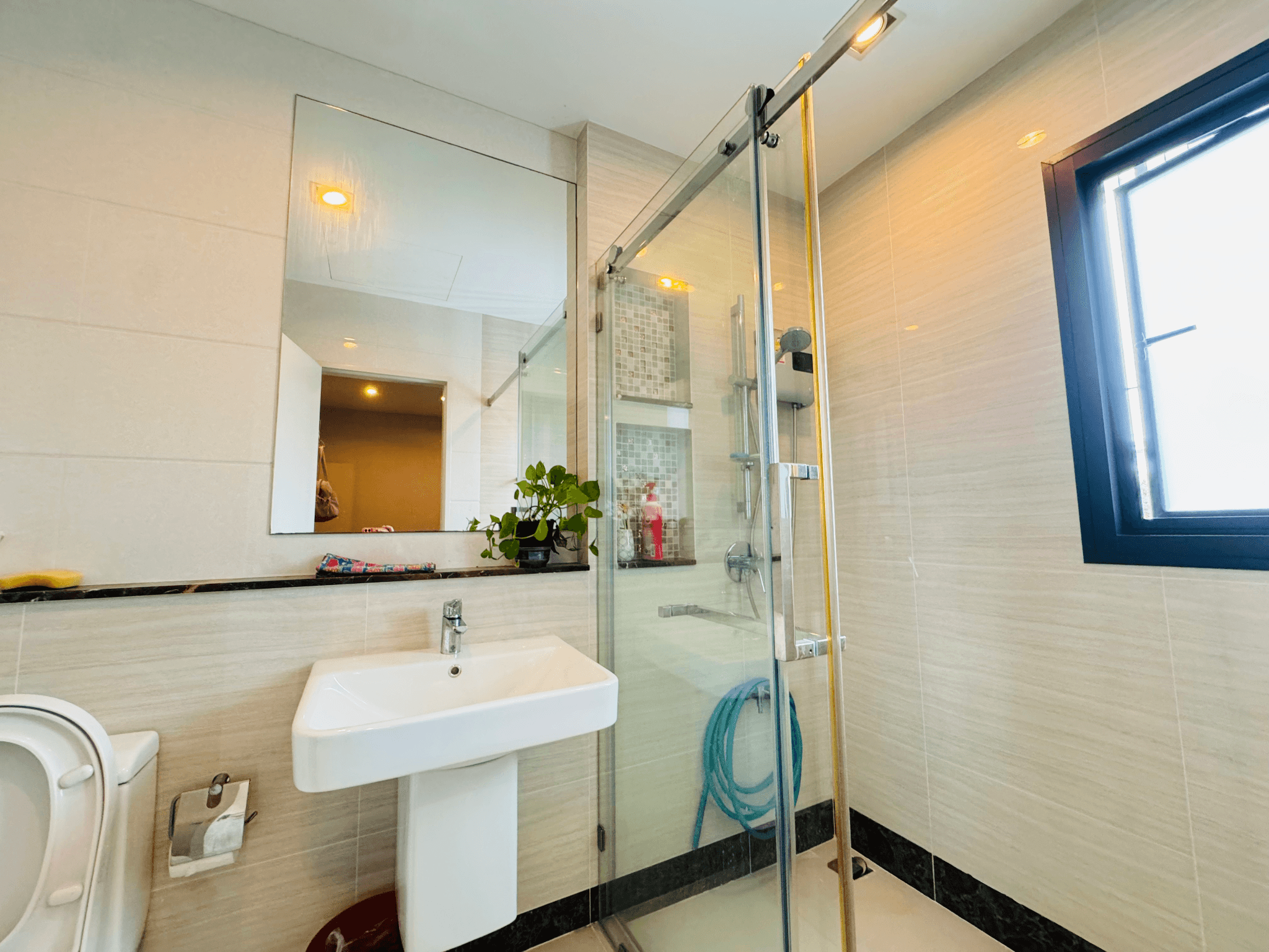 บ้านเดี่ยว 2 ชั้น 4 นอน 4 น้ำ พร้อมห้องแม่บ้าน จอดรถ 4 คัน ที่ดิน 80 ตร.วา  view 7