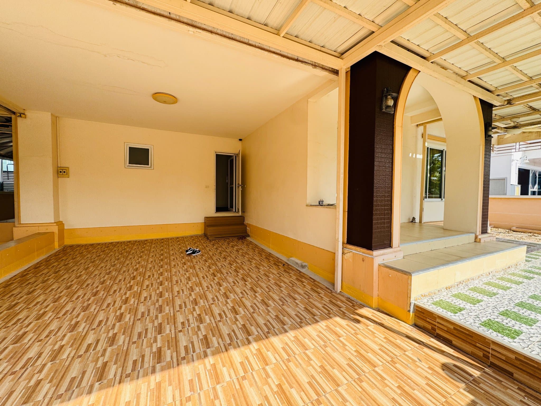 ลงทุนวันนี้ รับรายได้ทันที บ้านเดี่ยวพร้อมผู้เช่า 25,000 บาท/เดือน view 20