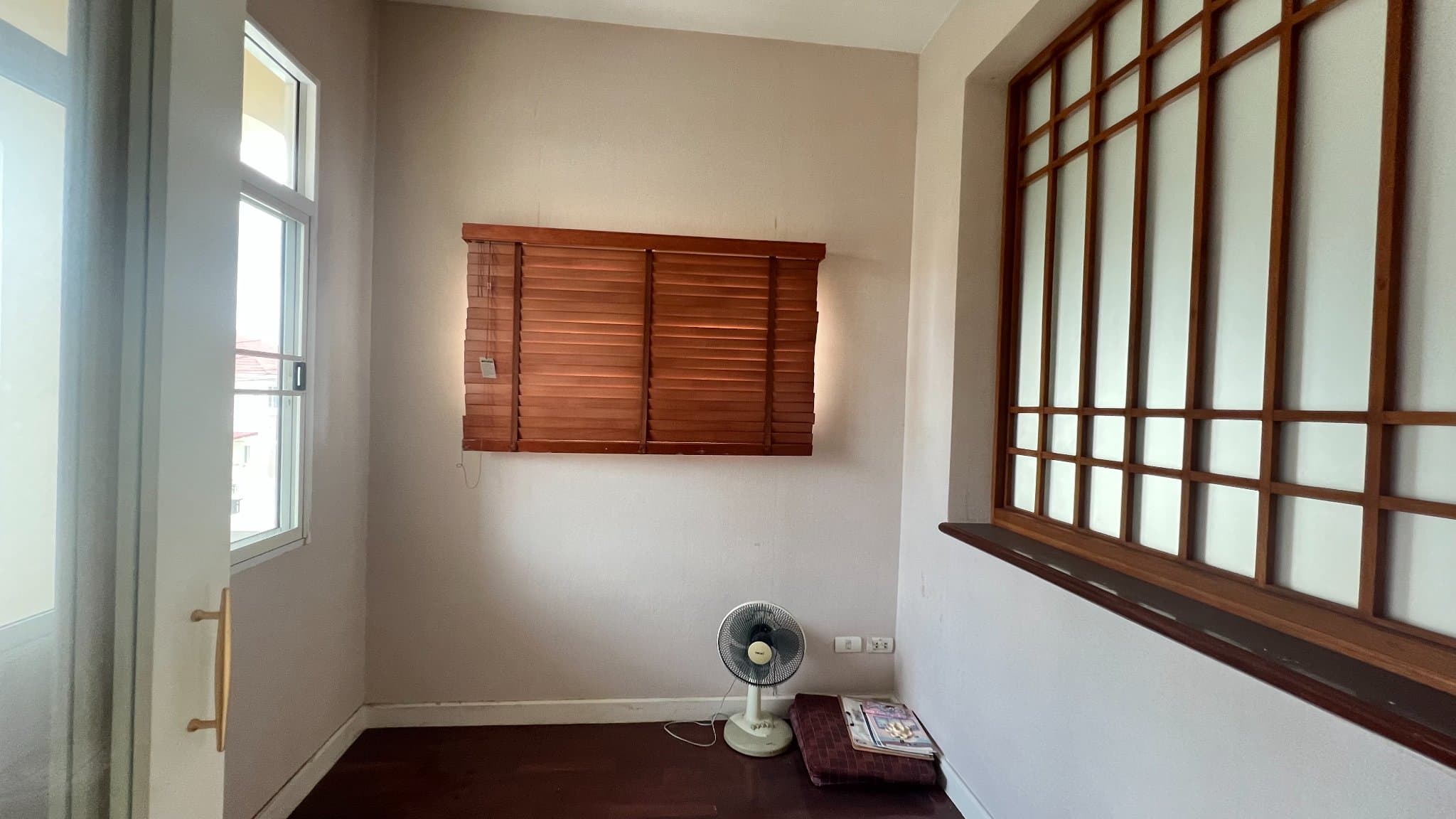 ขายขาดทุนบ้านรีโนวทใหม่ 2 ชั้น ติดถนนพระรามสอง 4 นอน 3 น้ำ ที่ดิน 81 ตร.วา view 9