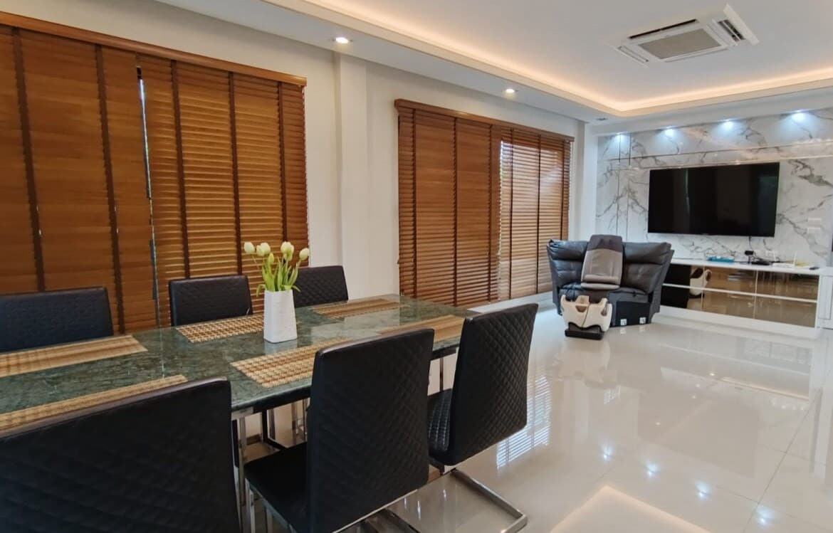 บ้านสำหรับครอบครัวใหญ่ พื้นที่ใช้สอย 290 ตร.ม. 4 ห้องนอน Built-in ที่จอดรถ 4 คัน view 15