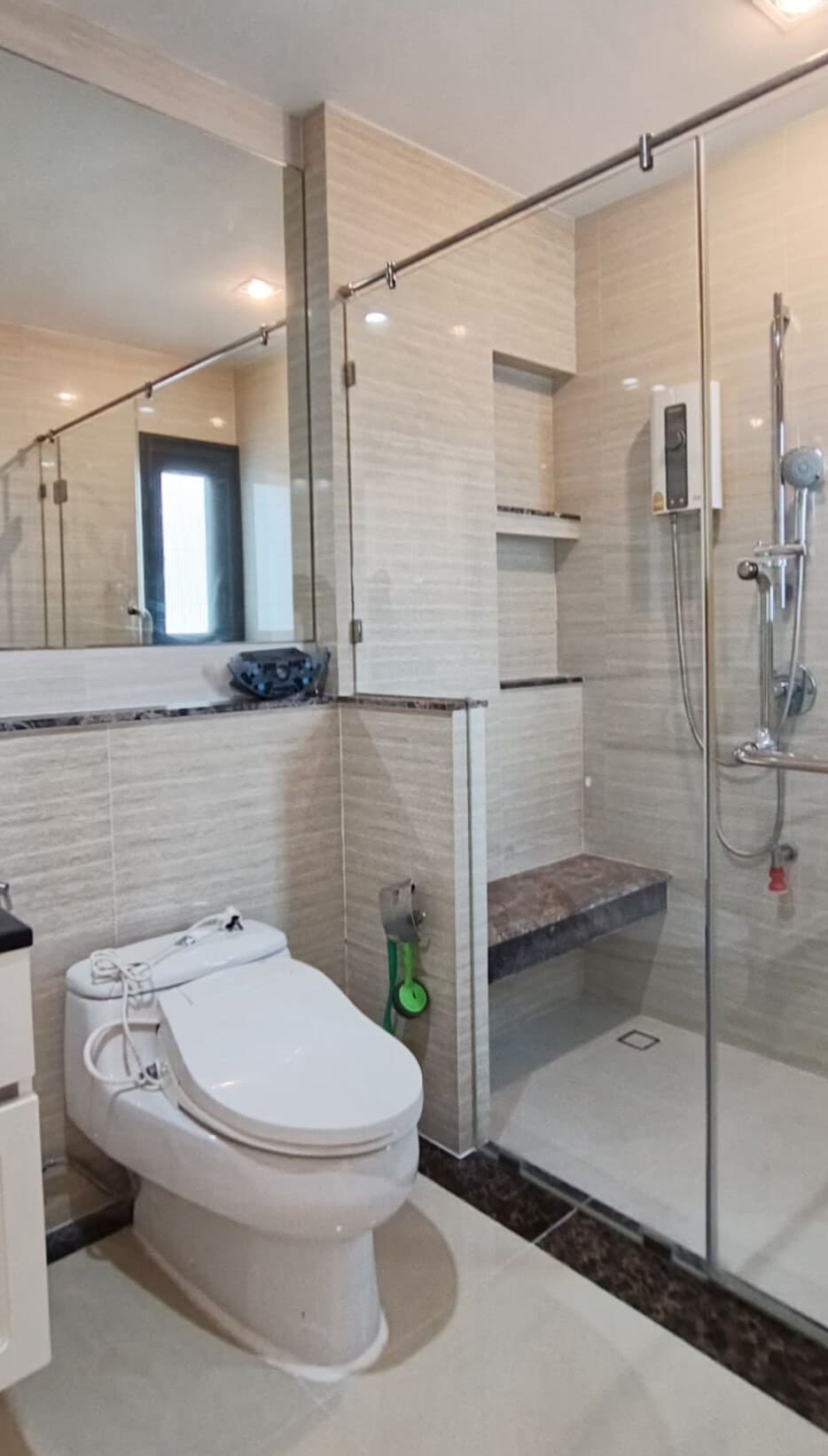บ้านสำหรับครอบครัวใหญ่ พื้นที่ใช้สอย 290 ตร.ม. 4 ห้องนอน Built-in ที่จอดรถ 4 คัน view 7