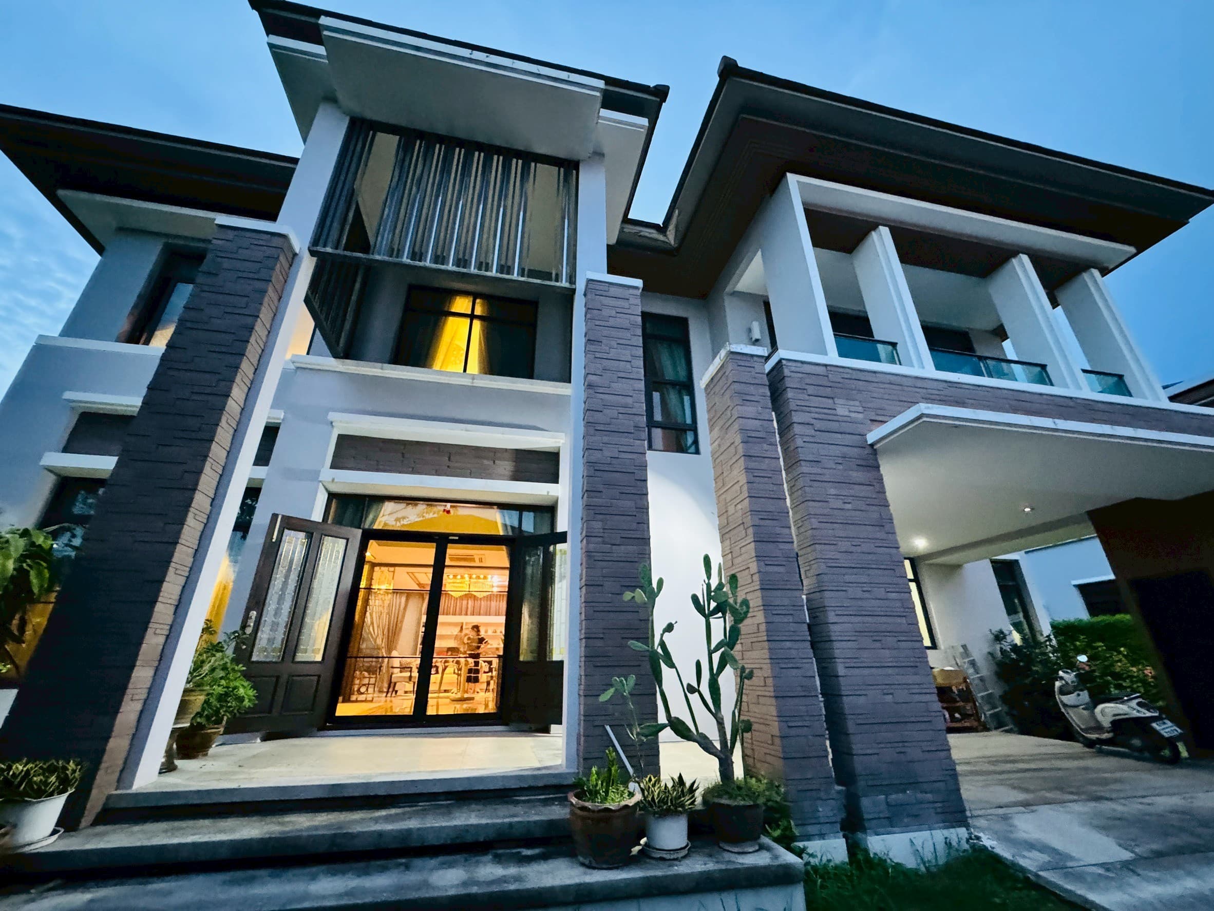 ให้เช่าบ้านเดี่ยวหลังใหญ่ The Grand Rama 2 4 ห้องนอน 4 ห้องน้ำ เพียง 70,000 บาท/เดือน view 7