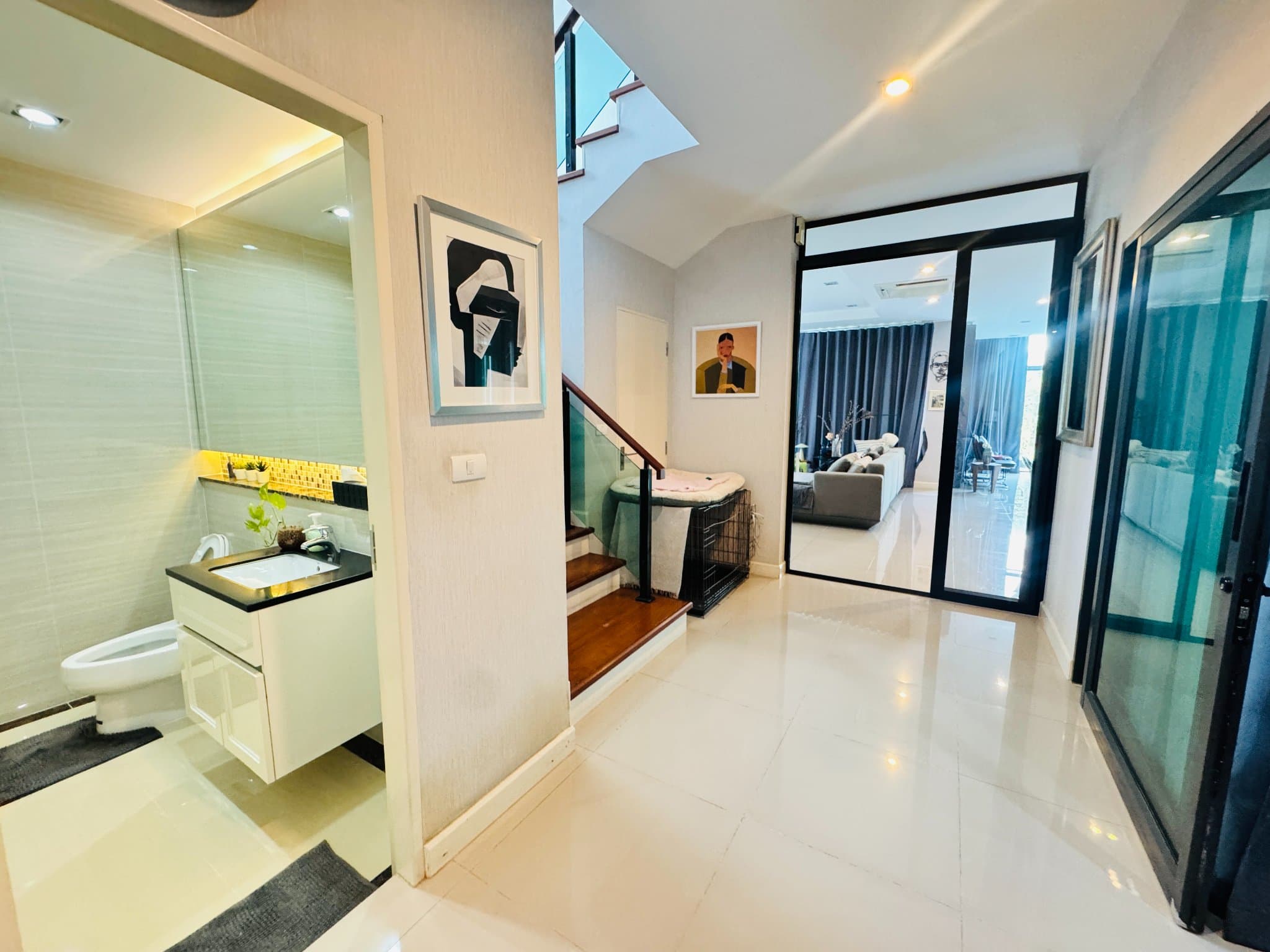 บ้านเดี่ยวหรู 4 ห้องนอน 5 ห้องน้ำ พื้นที่ใช้สอย 380 ตร.ม. ที่ดิน 122 ตร.วา จอดรถ 3 คัน 14.9ล้านบาท view 7