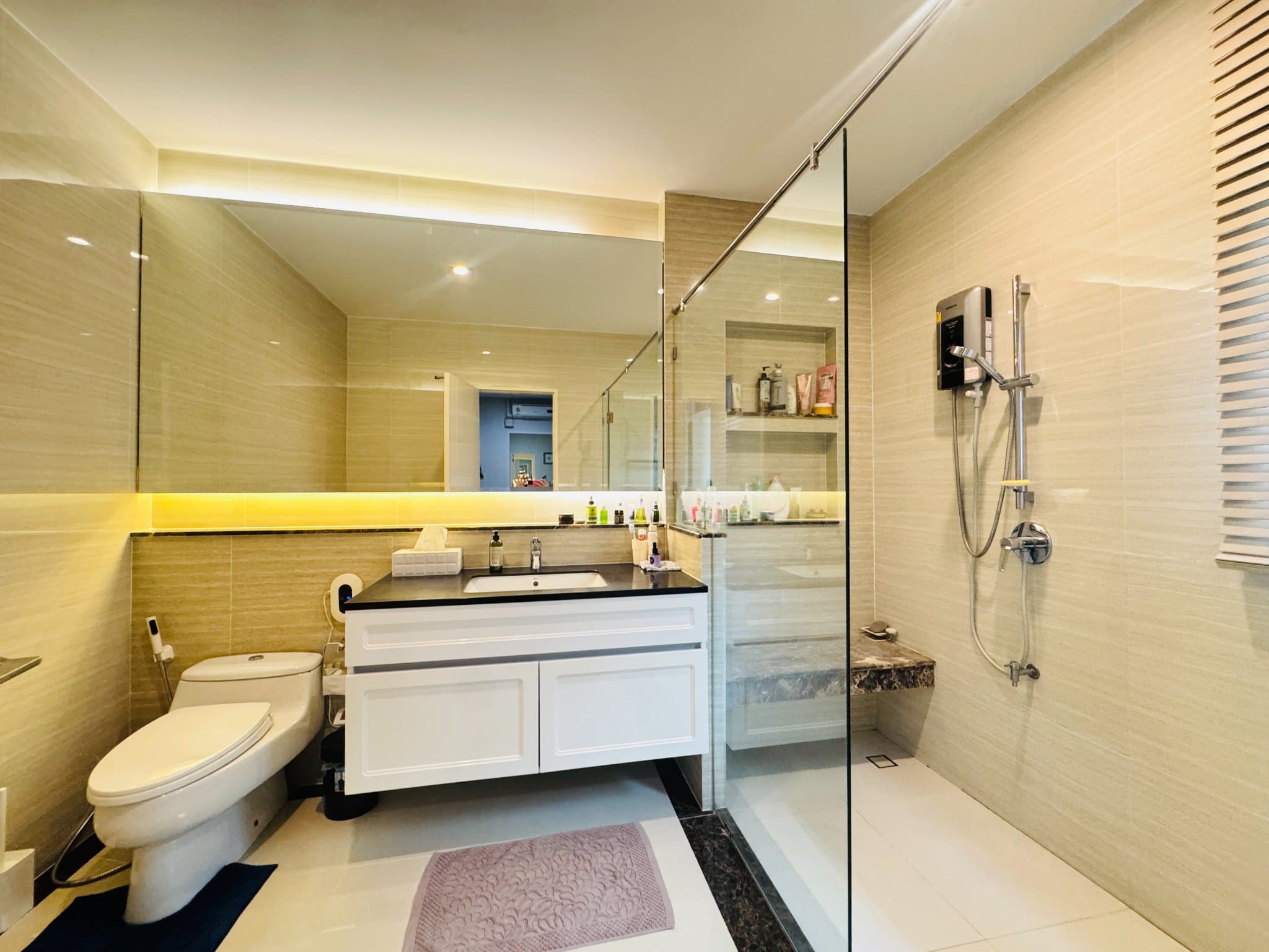 บ้านเดี่ยวหรู 4 ห้องนอน 5 ห้องน้ำ พื้นที่ใช้สอย 380 ตร.ม. ที่ดิน 122 ตร.วา จอดรถ 3 คัน 14.9ล้านบาท view 11