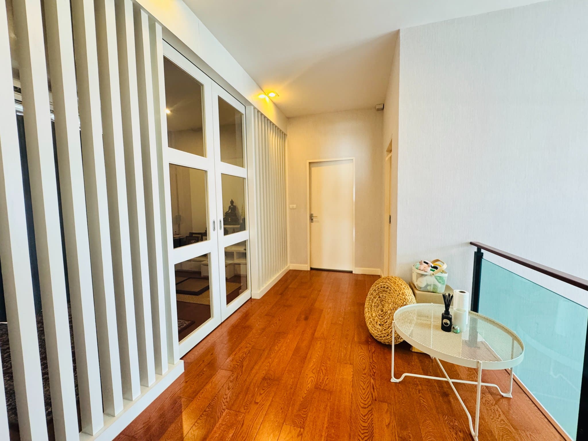บ้านเดี่ยวหรู 4 ห้องนอน 5 ห้องน้ำ พื้นที่ใช้สอย 380 ตร.ม. ที่ดิน 122 ตร.วา จอดรถ 3 คัน 14.9ล้านบาท view 8